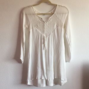 Cute White Spring time dress!